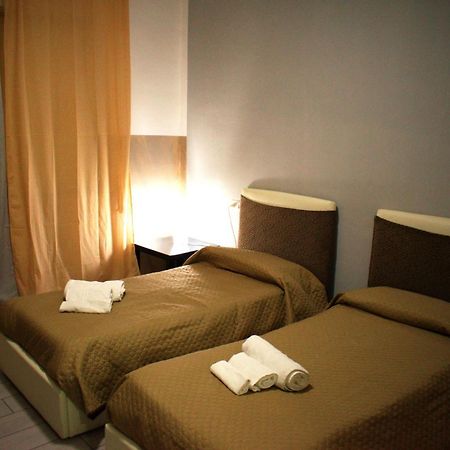 Neapolis Center Panzió Kültér fotó