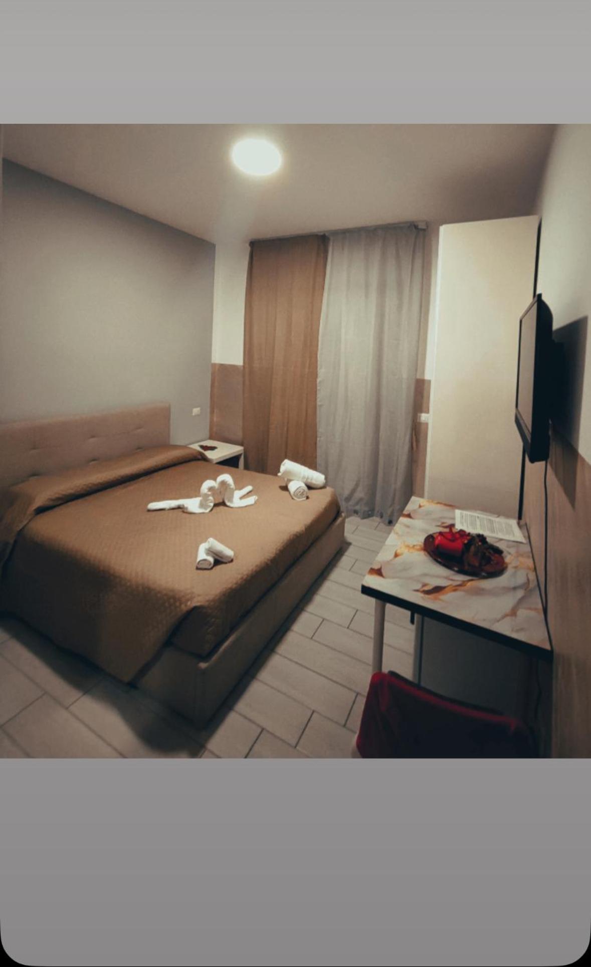 Neapolis Center Panzió Kültér fotó