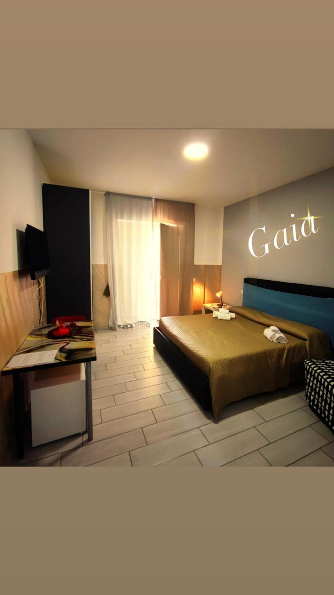 Neapolis Center Panzió Kültér fotó